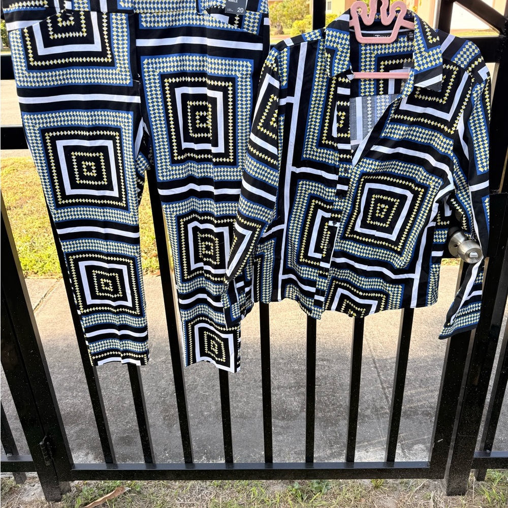 Geometric Print Women's Swim Set in Black & Blue